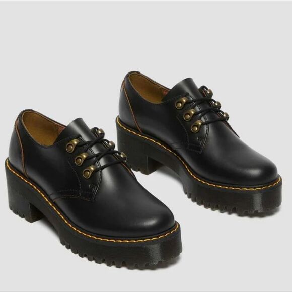 BRAND NEW DR MARTENS LEONA LOW BLACK VINTAGE SMOOTH HEELED SHOES - Picture 1 of 16